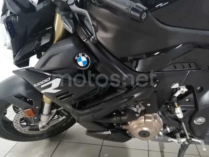 BMW S 1000 R - Vista 9