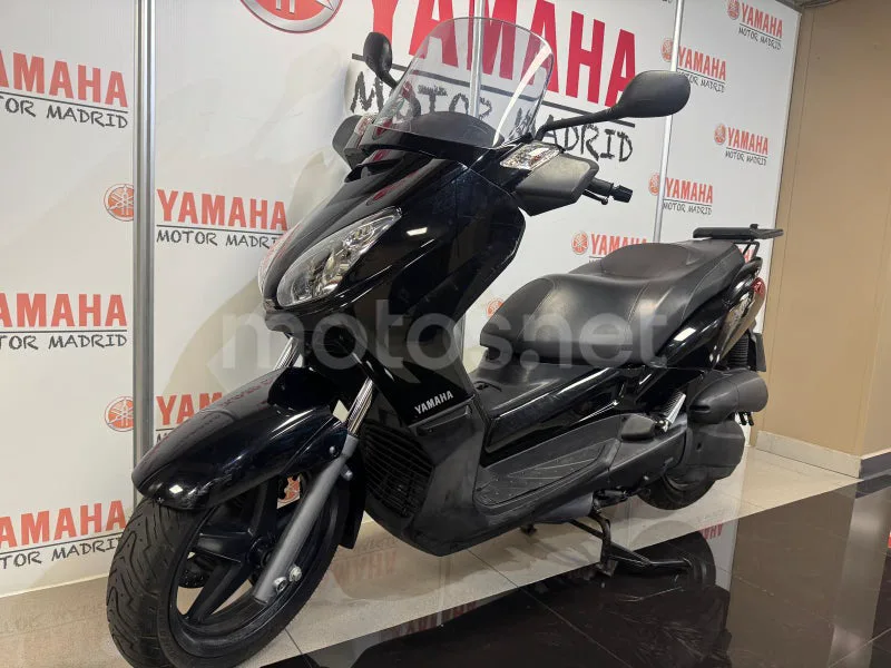 Yamaha XMAX 125 - Vista 5
