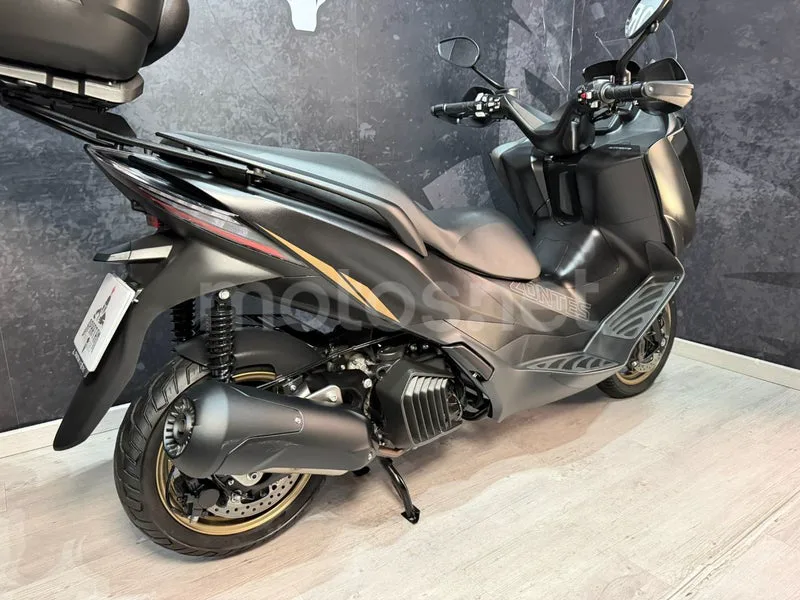 Zontes 125 E - Vista 8