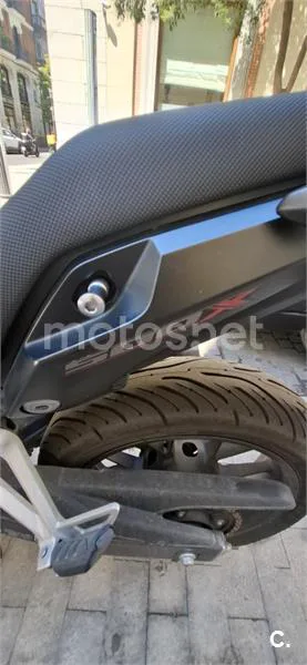 Honda CB500X - Vista 11