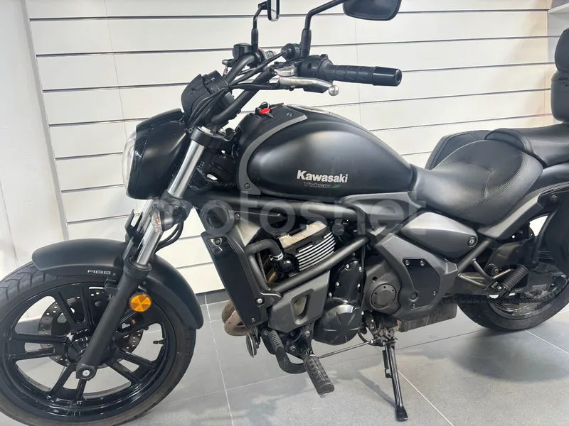 Kawasaki Vulcan S - Vista 8