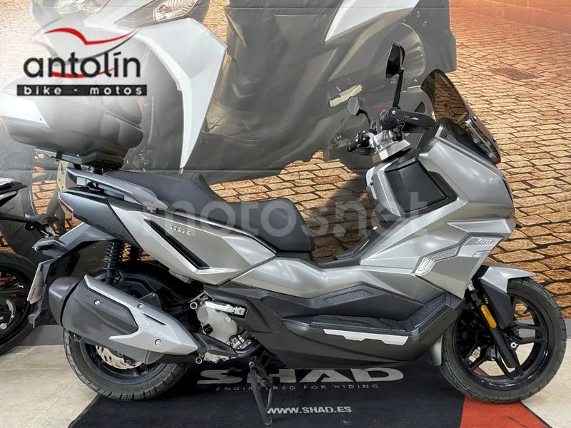 SYM ADX 300 3499 € 2025 Madrid - 1