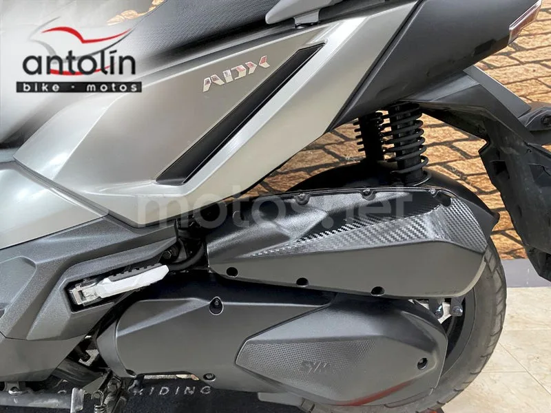 SYM ADX 300 - Vista 31