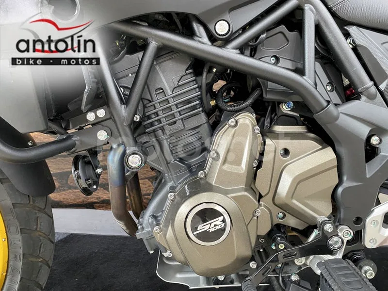 QJ Motor SRT 700 X - Vista 21
