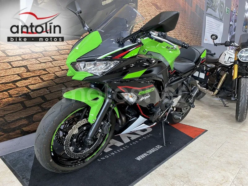 Kawasaki ER-6f - Vista 23