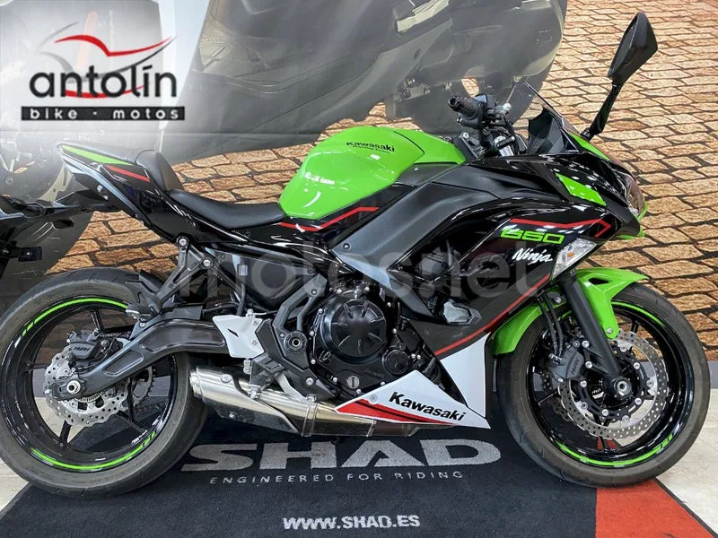 Kawasaki ER-6f - Vista 29