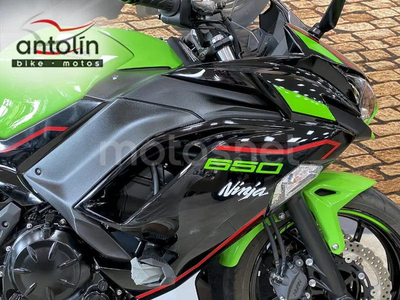 Kawasaki ER-6f - Vista 5