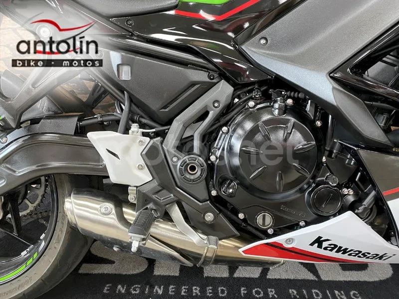 Kawasaki ER-6f - Vista 6