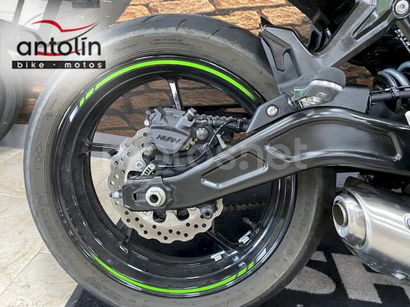 Kawasaki ER-6f - Vista 9