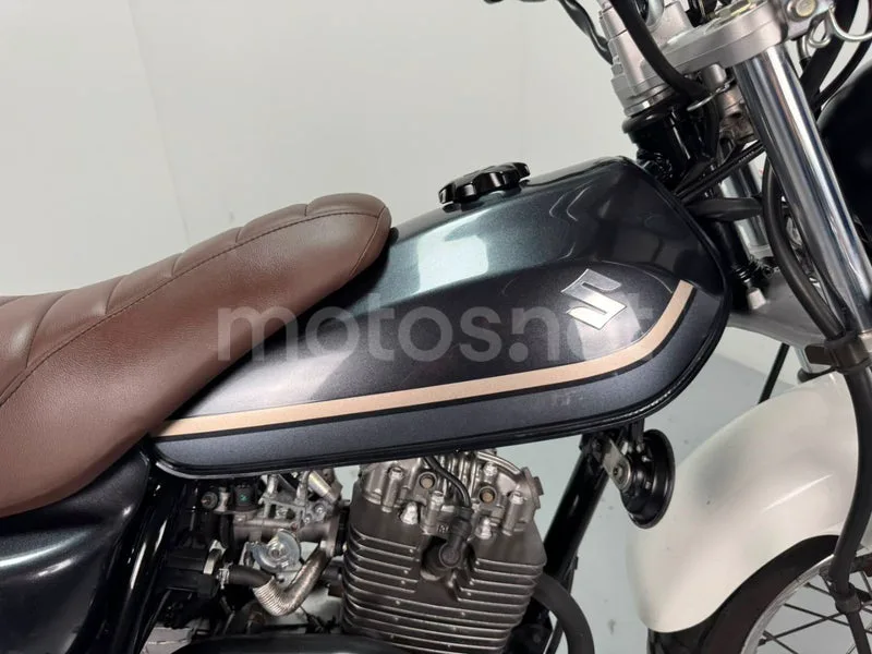 Suzuki VanVan 125 - Vista 13