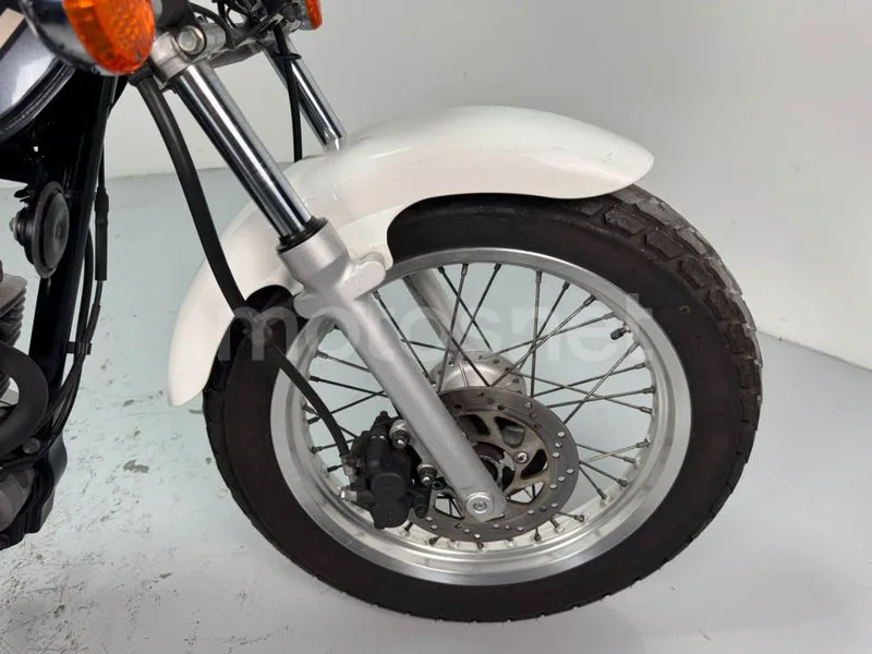 Suzuki VanVan 125 - Vista 17