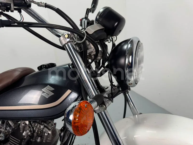 Suzuki VanVan 125 - Vista 3