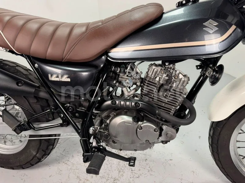 Suzuki VanVan 125 - Vista 6