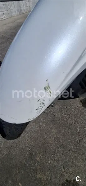 Honda SH300i - Vista 12