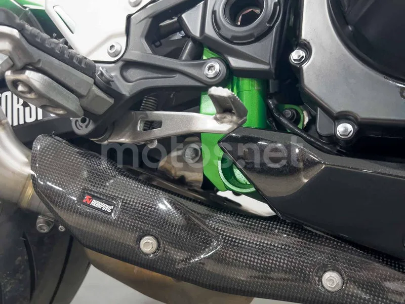 Kawasaki Z900 - Vista 11