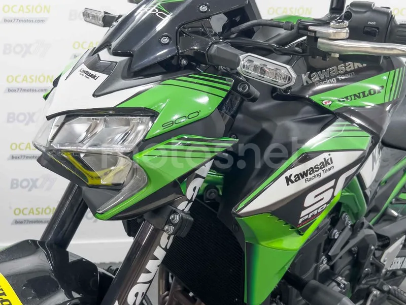 Kawasaki Z900 - Vista 25