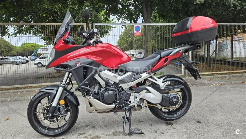 Honda VFR800X Crossrunner 8300 € 2018 Asturias - 1