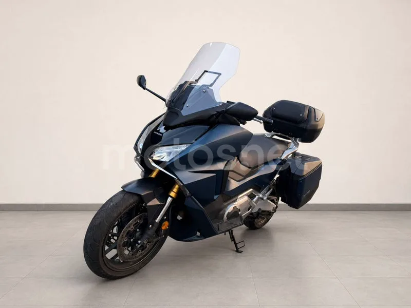 Honda Forza 750 - Vista 7