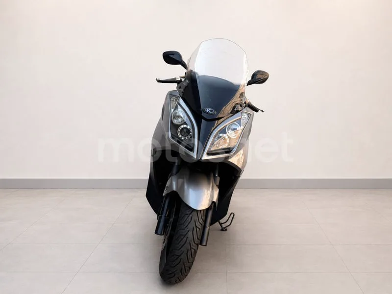 Kymco Super Dink 300 - Vista 6