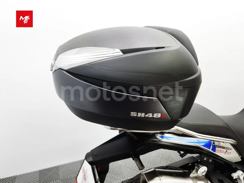 Voge 900DSX - Vista 15