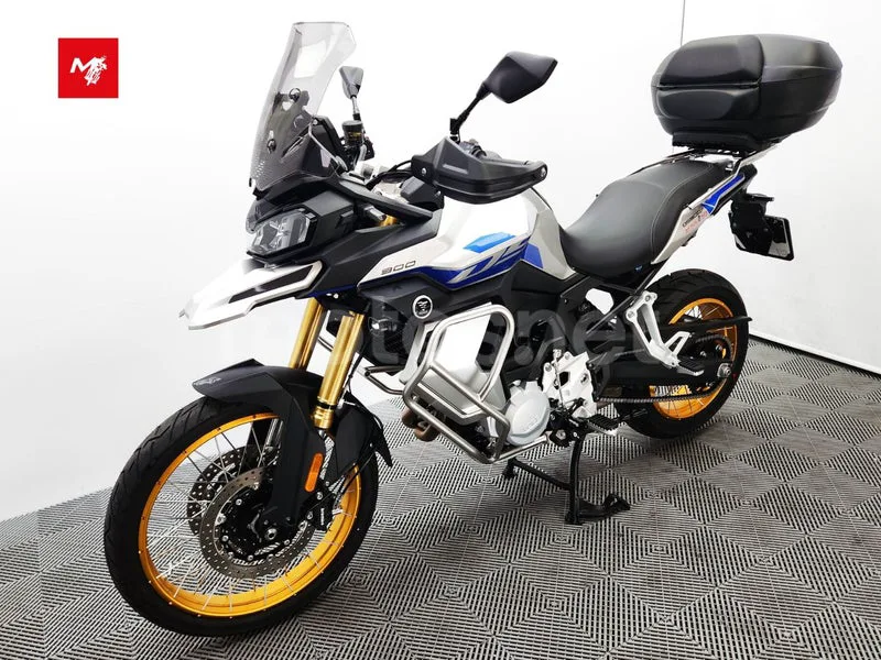 Voge 900DSX - Vista 26