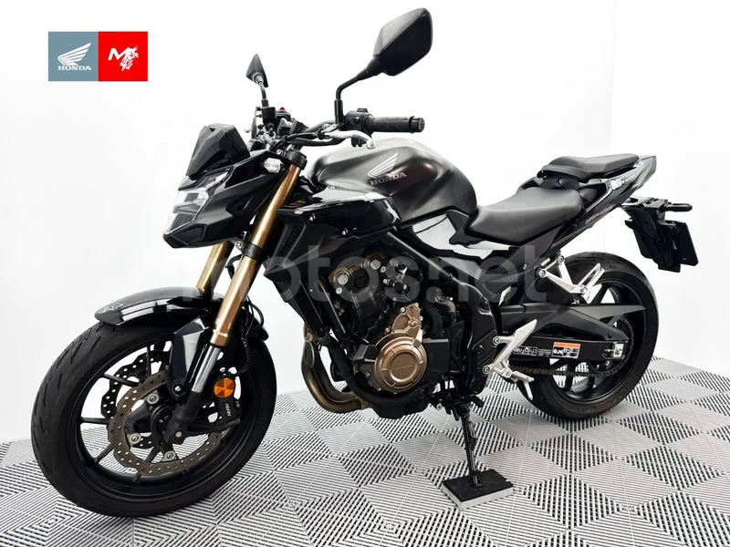 Honda CB500F - Vista 15