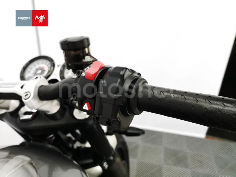 Triumph Speed Twin 1200 - Vista 11