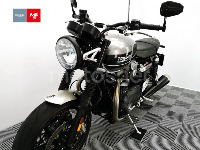 Triumph Speed Twin 1200 - Vista 18