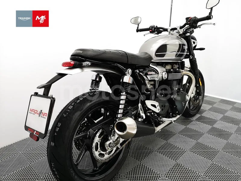 Triumph Speed Twin 1200 - Vista 5