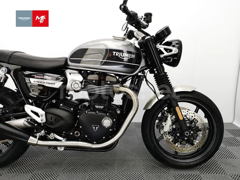 Triumph Speed Twin 1200 - Vista 6