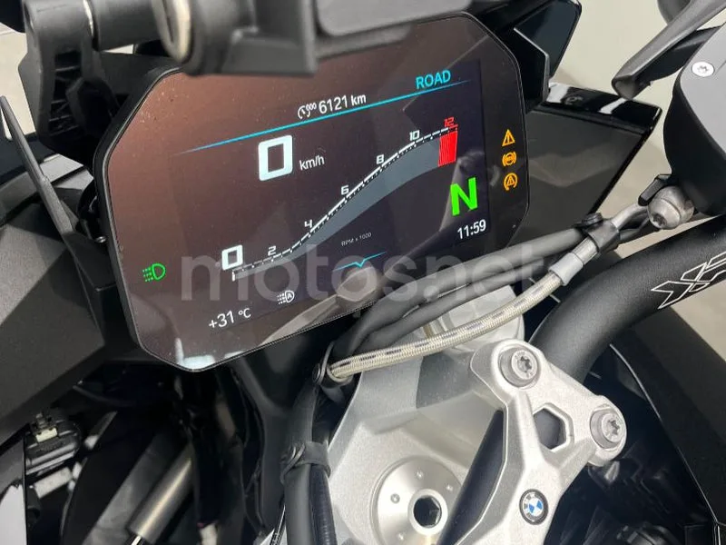 BMW S 1000 XR - Vista 6