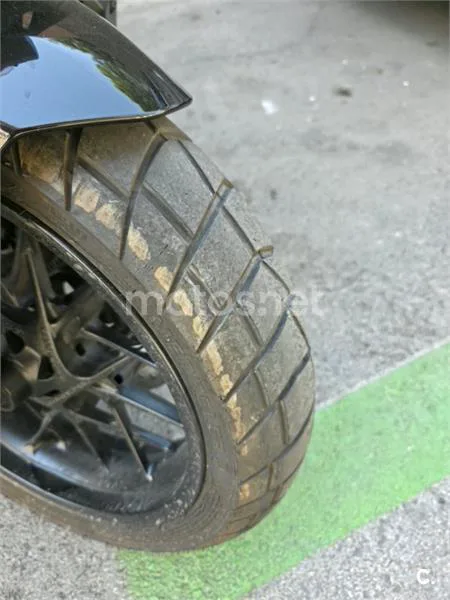Honda ADV350 - Vista 8