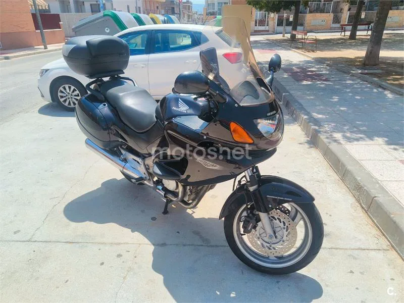 Honda NT650V Deauville - Vista 3