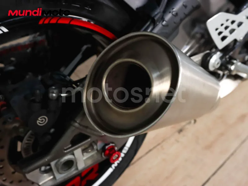 BMW S 1000 RR - Vista 18