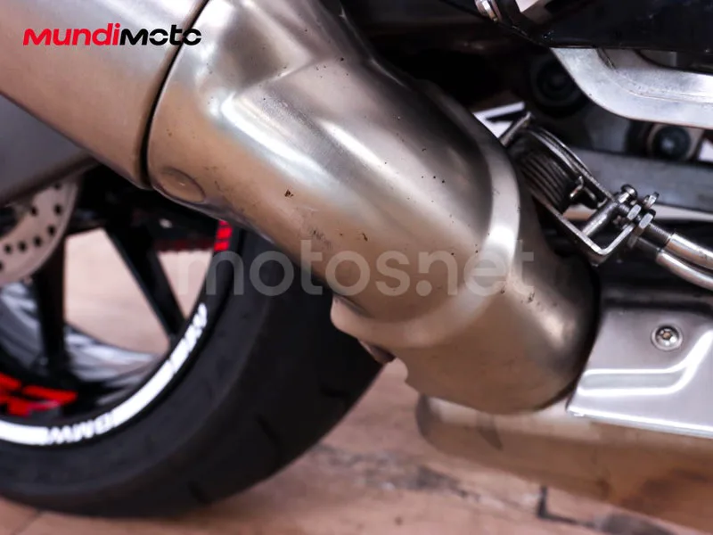 BMW S 1000 RR - Vista 31