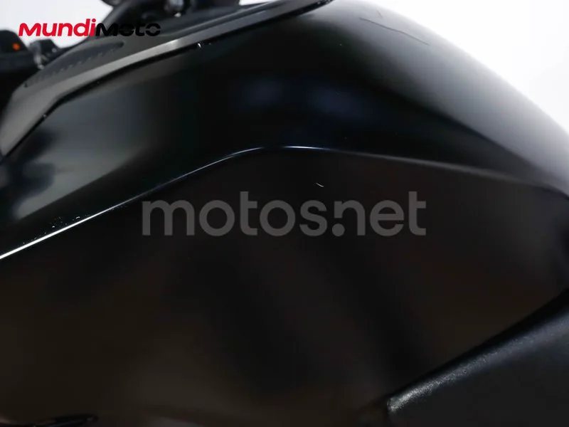 Yamaha MT-09 - Vista 22
