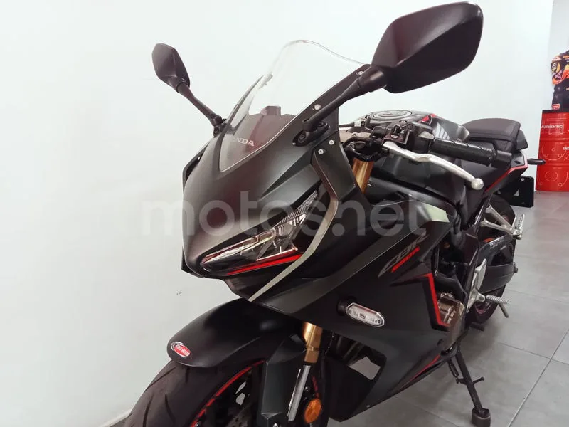 Honda CBR650R - Vista 3