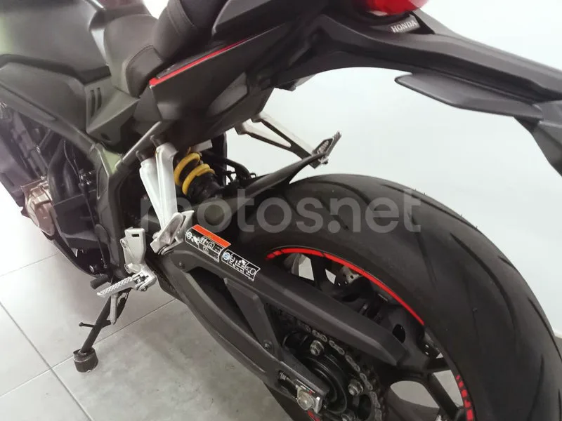 Honda CBR650R - Vista 6