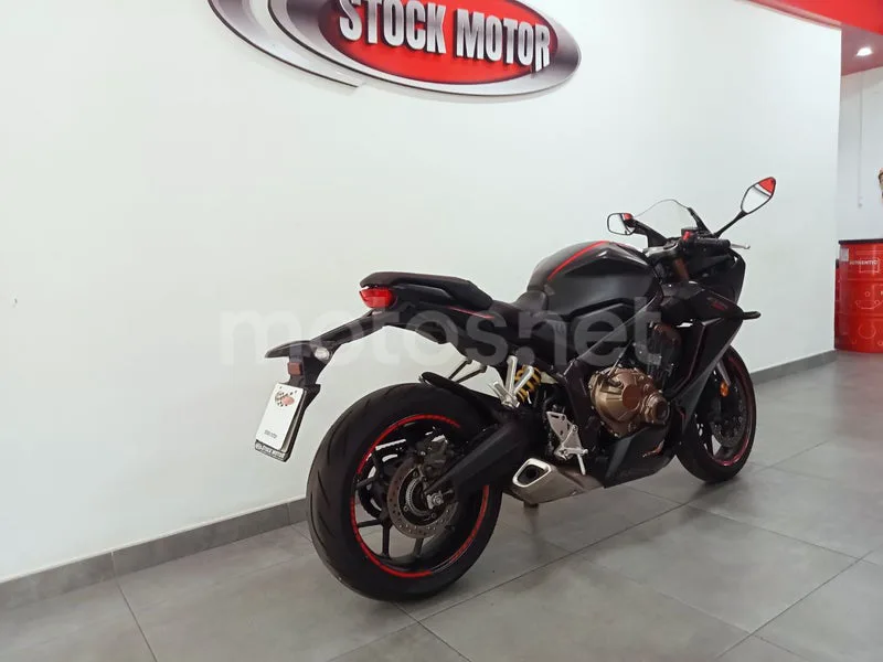 Honda CBR650R - Vista 8