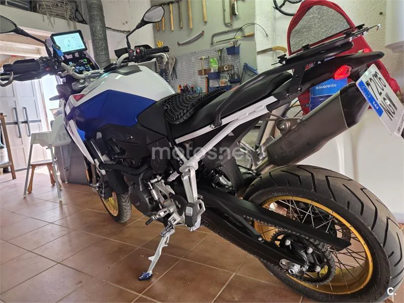 BMW F 900 GS - Vista 4