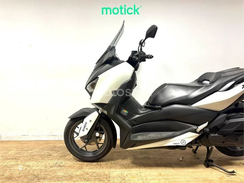 Yamaha XMAX 125 - Vista 8