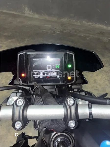 Yamaha MT-09 - Vista 3