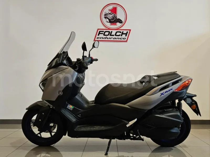 Yamaha XMAX 300 - Vista 5