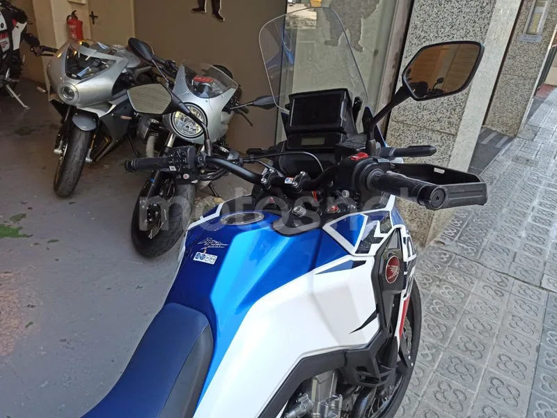 Honda CRF1100L Africa Twin - Vista 5