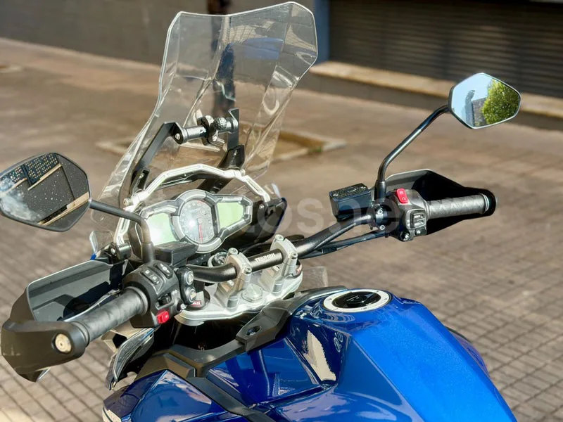 Triumph Tiger Explorer - Vista 23