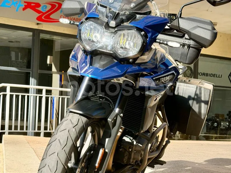 Triumph Tiger Explorer - Vista 33