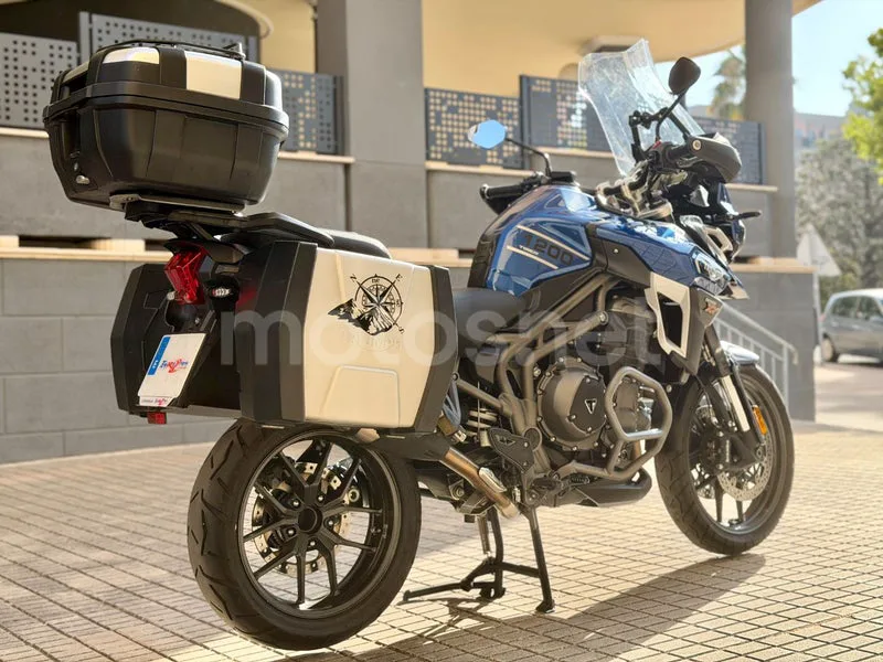 Triumph Tiger Explorer - Vista 34