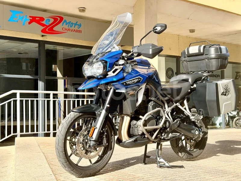 Triumph Tiger Explorer - Vista 35