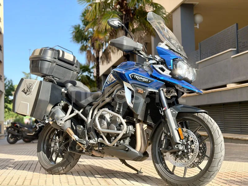 Triumph Tiger Explorer - Vista 38
