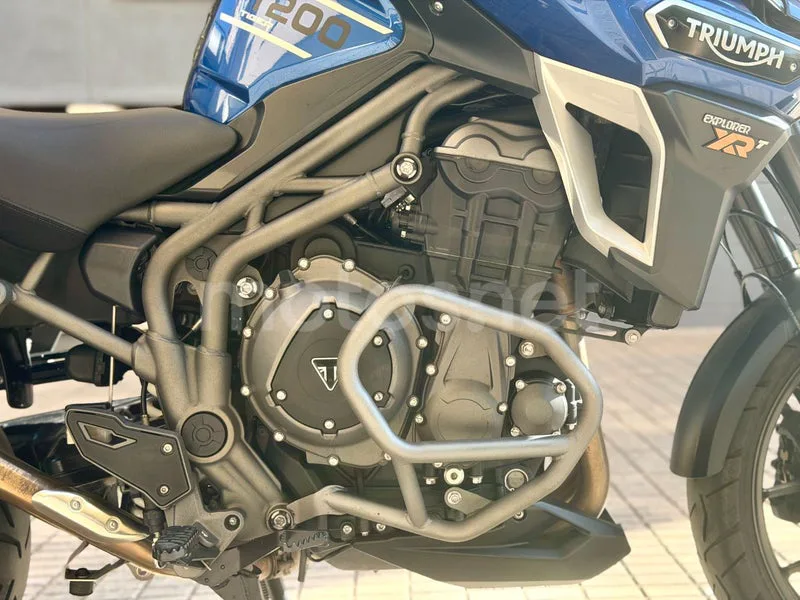 Triumph Tiger Explorer - Vista 40